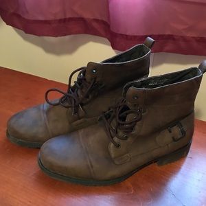 Mens Sz.12 boots EUC brown